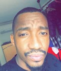 Dating Man France to Paris : Black horse, 36 years